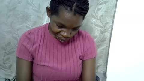 Snapshot of afronubians_ chatting on 02/17/25, 07:31 pink and josphen online show from 02/17/25, 07:31