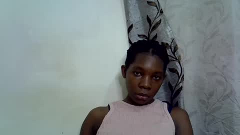 Snapshot of afronubians_ chatting on 02/19/25, 05:06 pink and josphen online show from 02/19/25, 05:06