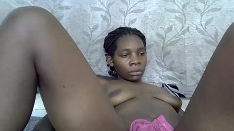 Snapshot of afronubians_ chatting on 03/01/25, 06:54 pink and josphen online show from 03/01/25, 06:54