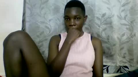 Snapshot of afronubians_ chatting on 03/10/25, 05:11 pink and josphen online show from 03/10/25, 05:11