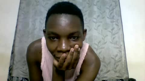 Snapshot of afronubians_ chatting on 03/10/25, 04:35 pink and josphen online show from 03/10/25, 04:35