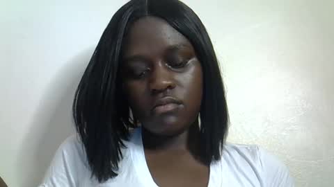 Snapshot of afronubians_ chatting on 03/26/26, 04:51 pink and josphen online show from 03/26/26, 04:51