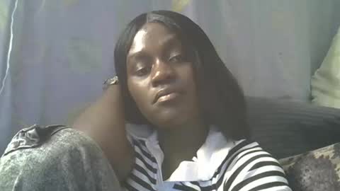 Snapshot of afronubians_ chatting on 04/07/26, 03:56 pink and josphen online show from 04/07/26, 03:56