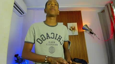 afrowayuu online show from 05/28/26, 05:32