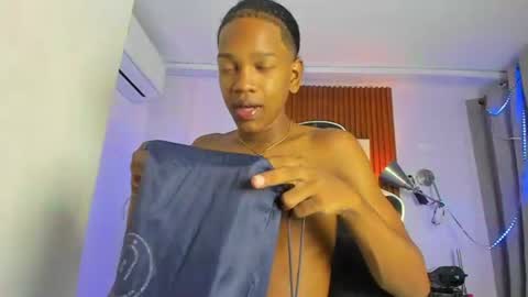 afrowayuu online show from 06/22/26, 11:07