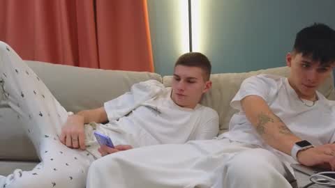 Mark online show from 03/18/26, 06:55