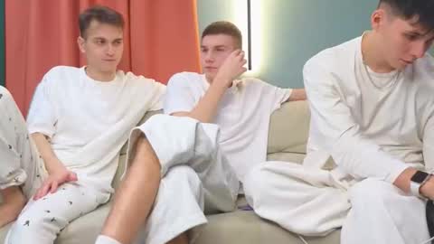 Mark online show from 03/21/26, 06:11