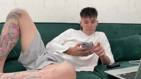 Mark online show from 04/09/26, 08:47