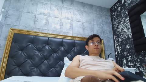 AGAR online show from 02/05/25, 05:41