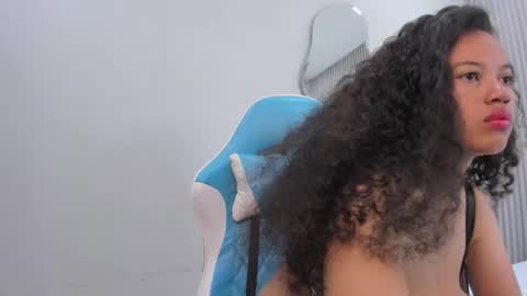 Snapshot of agata18_ chatting on 10/24/25, 02:46 A G A T A online show from 10/24/25, 02:46