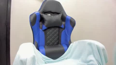 Snapshot of agata18_ chatting on 01/14/26, 12:33 A G A T A online show from 01/14/26, 12:33