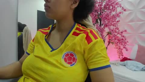 Snapshot of agata18_ chatting on 06/18/26, 07:40 A G A T A online show from 06/18/26, 07:40