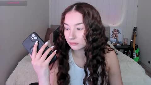 Eva online show from 10/20/25, 05:19