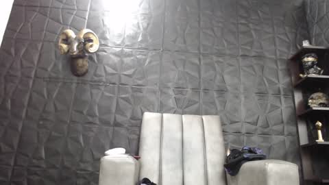 Snapshot of agata_darkness chatting on 01/06/25, 02:03 Miss Agata online show from 01/06/25, 02:03