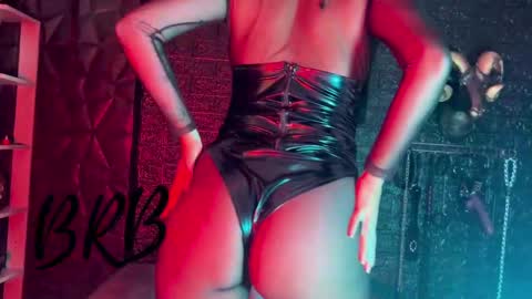 Snapshot of agata_darkness chatting on 02/17/25, 07:53 Miss Agata online show from 02/17/25, 07:53