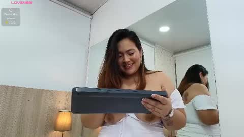 Snapshot of agata_hernandez chatting on 06/25/26, 05:12 Agata Hernandez online show from 06/25/26, 05:12