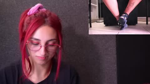 Agata Collinss online show from 12/19/25, 03:35