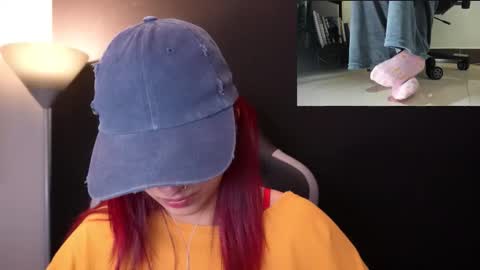 Agata Collinss online show from 02/15/26, 12:40