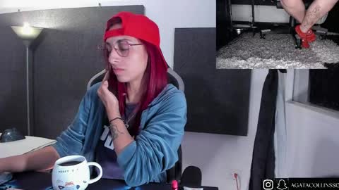 Agata Collinss online show from 04/12/26, 06:40