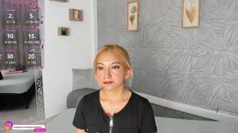 Agatadelphine online show from 03/10/26, 02:33