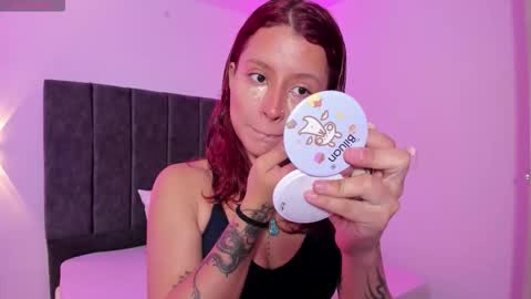 Snapshot of agataliz chatting on 10/29/25, 12:29 Agata Liz online show from 10/29/25, 12:29