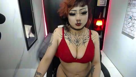 Snapshot of agatha_darkdoll chatting on 03/11/26, 01:39 AGATHA online show from 03/11/26, 01:39