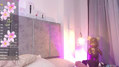 Erika for you online monday to saturday 7am a 2pm Gmt-5 Colombia Time online show from 12/13/24, 03:43