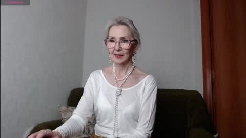 Agatha online show from 12/17/25, 02:56