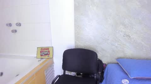 Snapshot of agatha_pleasure chatting on 07/04/26, 12:11 agatha_pleasure online show from 07/04/26, 12:11