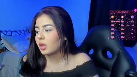 Snapshot of agatha_riccie chatting on 02/27/25, 07:12 Cat online show from 02/27/25, 07:12