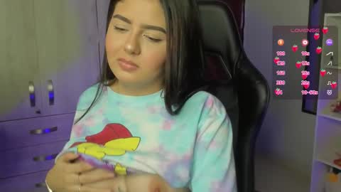 Snapshot of agatha_riccie chatting on 09/20/25, 03:40 Cat online show from 09/20/25, 03:40