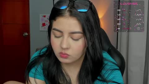 Cat online show from 04/13/26, 04:29