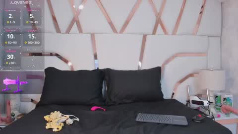 Agatha Steel online show from 02/23/25, 06:45