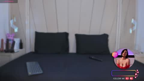 Agatha Steel online show from 09/18/25, 08:55