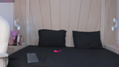 Agatha Steel online show from 09/20/25, 08:32