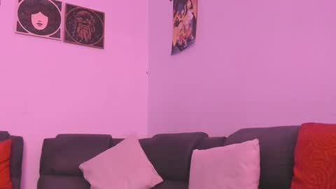 Camila     2 online show from 03/01/25, 01:00