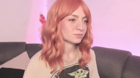 Camila     2 online show from 10/01/25, 11:11