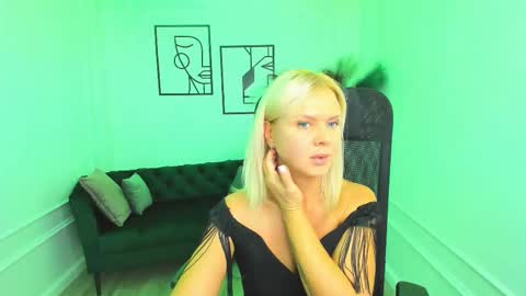 Agatha online show from 09/14/25, 07:24