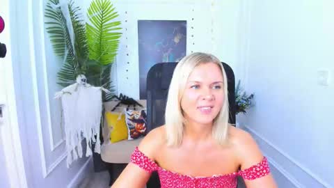 Agatha online show from 10/19/25, 07:14