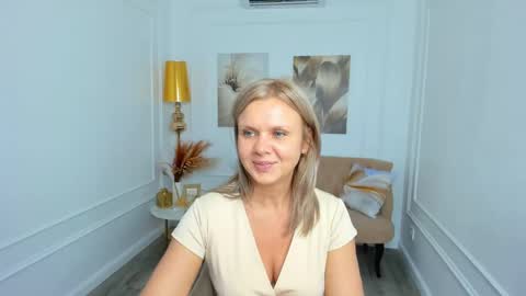 Agatha online show from 04/25/26, 01:41