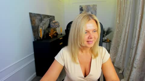 Agatha online show from 05/26/26, 07:10