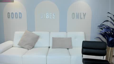 Agatha online show from 02/03/25, 01:19