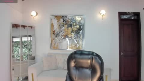 Agatha online show from 04/26/26, 10:18