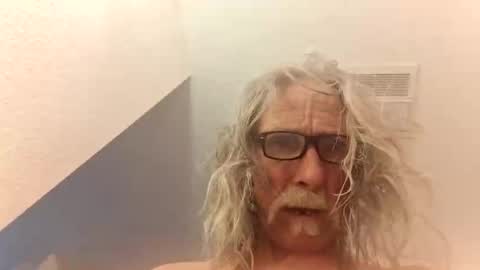 Snapshot of agedhardwood59618233 chatting on 11/11/25, 07:03 agedhardwood59618233 online show from 11/11/25, 07:03