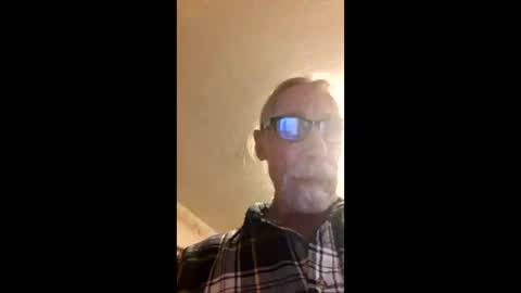 Snapshot of agedhardwood59618233 chatting on 02/16/26, 08:43 agedhardwood59618233 online show from 02/16/26, 08:43