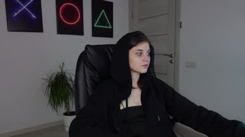 Agelina Lilly Laura online show from 01/27/25, 08:29