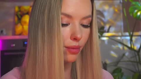 May online show from 10/04/25, 05:33