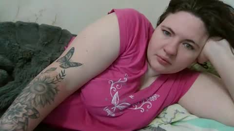 Snapshot of aglaya_fame chatting on 01/02/25, 07:23 Aglaya Fame online show from 01/02/25, 07:23