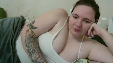 Snapshot of aglaya_fame chatting on 01/07/25, 09:18 Aglaya Fame online show from 01/07/25, 09:18