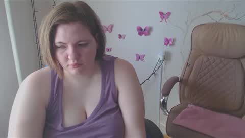 Snapshot of aglaya_fame chatting on 03/07/25, 09:18 Aglaya Fame online show from 03/07/25, 09:18